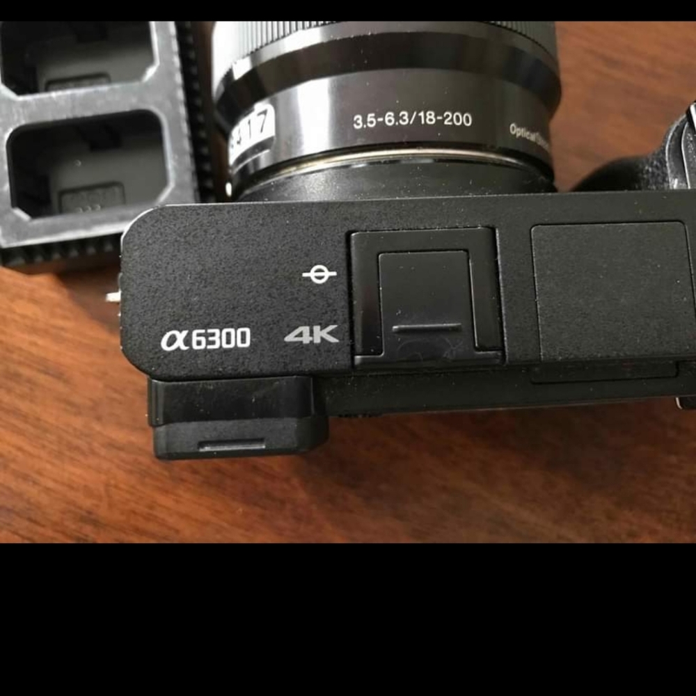 Sony Camera Bundle - Picture 3 of 7
